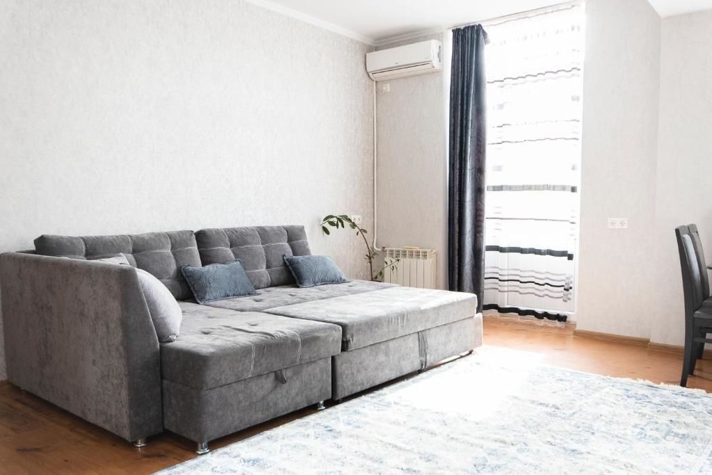 Апартаменты Comfortable apartment in the golden square. Алматы-31