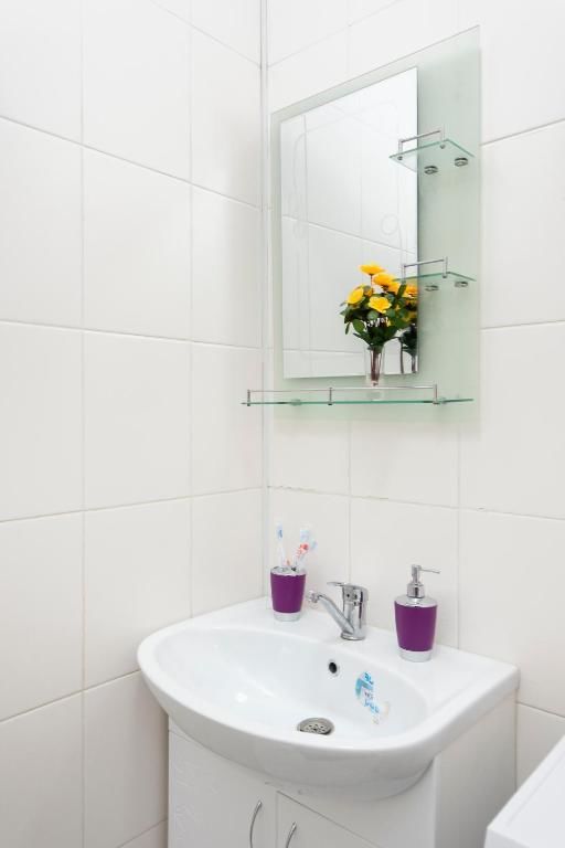 Апартаменты Comfortable apartment in the golden square. Алматы-35
