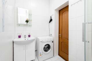 Апартаменты Comfortable apartment in the golden square. Алматы Апартаменты с 1 спальней-19
