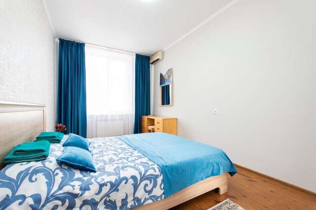 Апартаменты Comfortable apartment in the golden square. Алматы-15