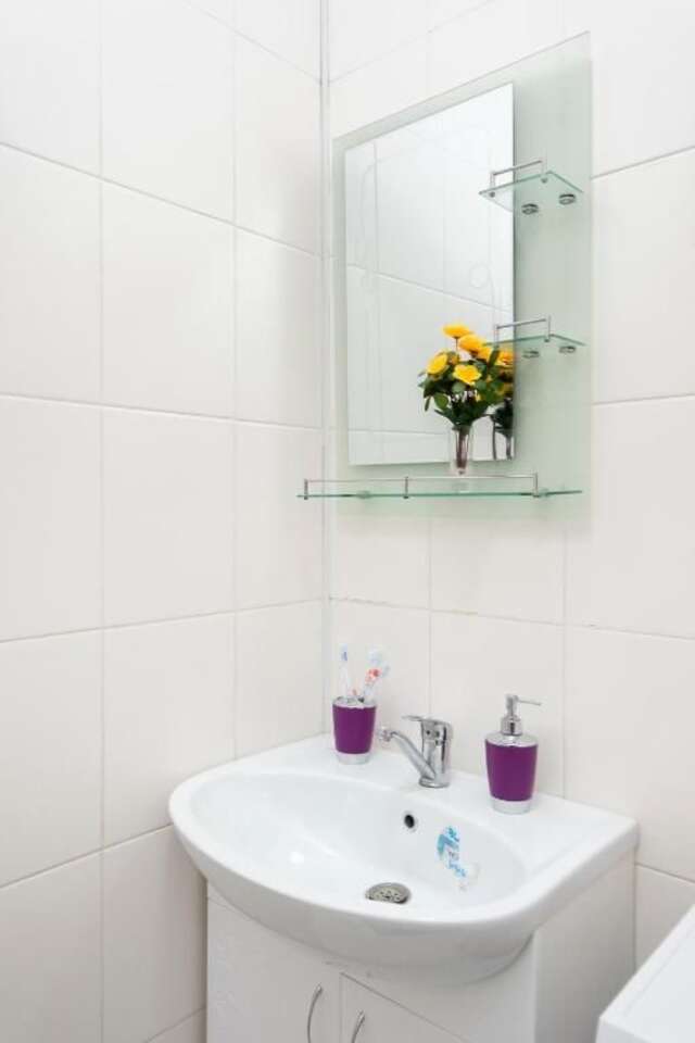 Апартаменты Comfortable apartment in the golden square. Алматы-34